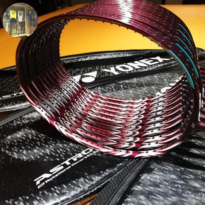 Yonex Astrox 100ZZ Kurenai 4U6(SP).Made in Japan.Bonus senar JP+Grip Terlaris