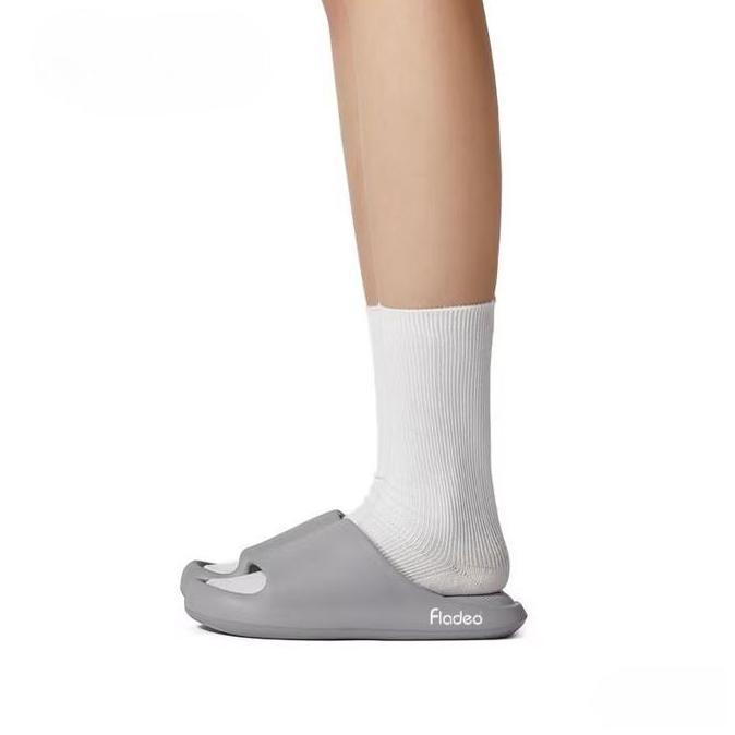 SANDAL SLOP KARET PRIA FLADEO YUTU ORIGINAL QUALITY SANDAL SLIDE PRIA WANITA TERBARU MASA KINI