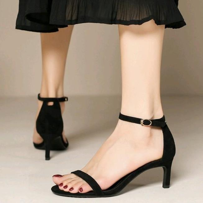 sepatu heels wanita hak tinggi 7 dan 9cm Bisnis pesta shoes Hitam