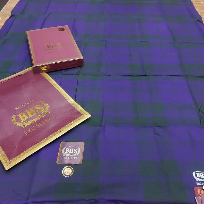 Miliki Bhs Sandur Madura (Kdt) Gold Kotak Motif