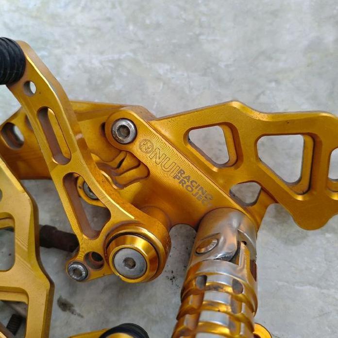 Footstep Nui Racing For Suzuki Gsx R150 Ub Underbone Foot Step Gold Depan R 150 Second Bekas Promo