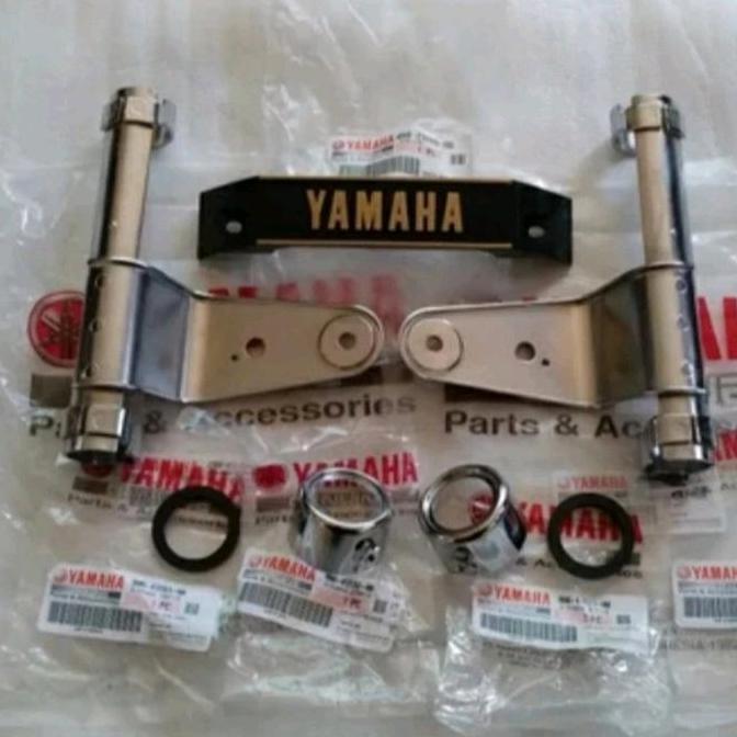KUPING LAMPU RXS DAN KUMIS KUPING LAMPU RX KING SET ORI YAMAHA YGP