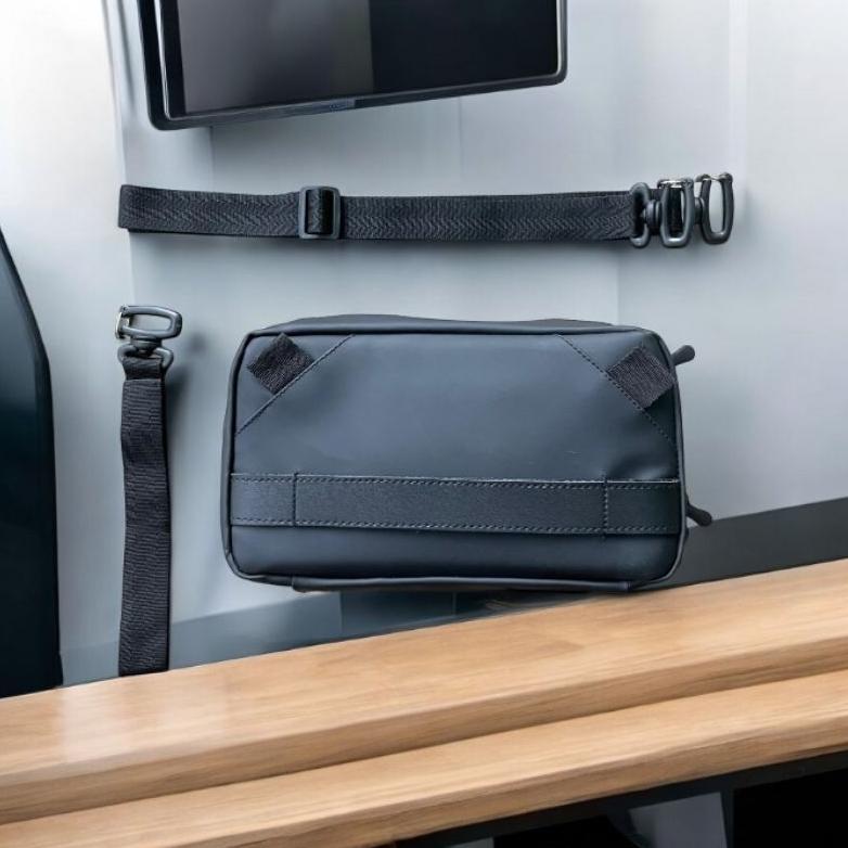 Cuci Gudang` Elvis Vektra | Clutch Bag | Handbag | Tas Selempang | Pouch | Slingbag