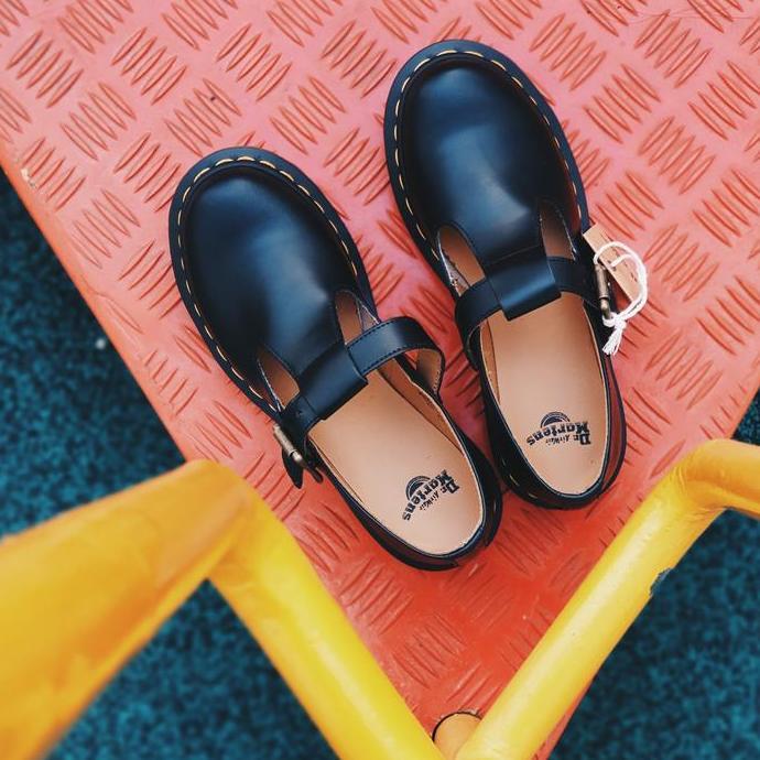 Dr Martens Mary Jane Polley T-Bar Black Smooth