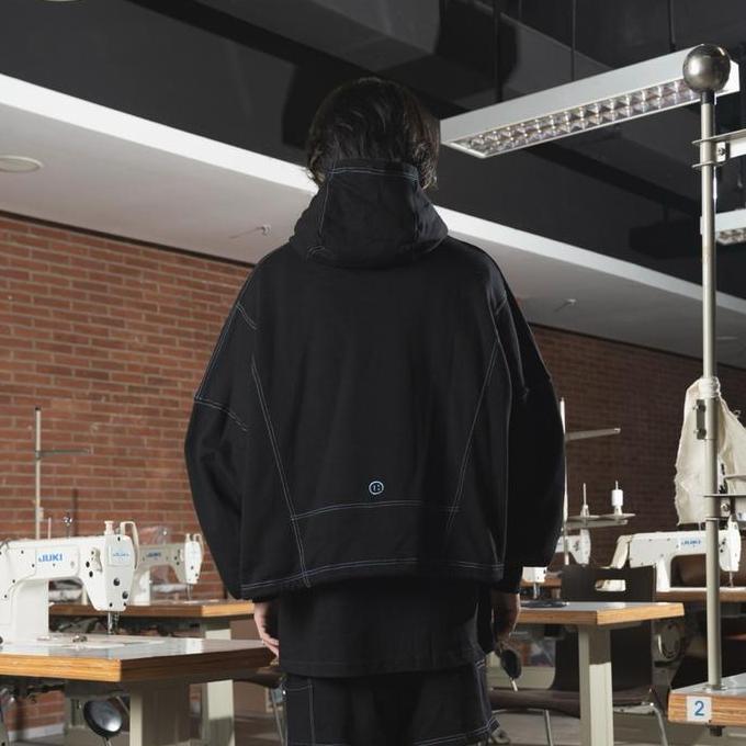 FAITH FADE Academia - Pokey Contrast Stitch Boxy Hoodie