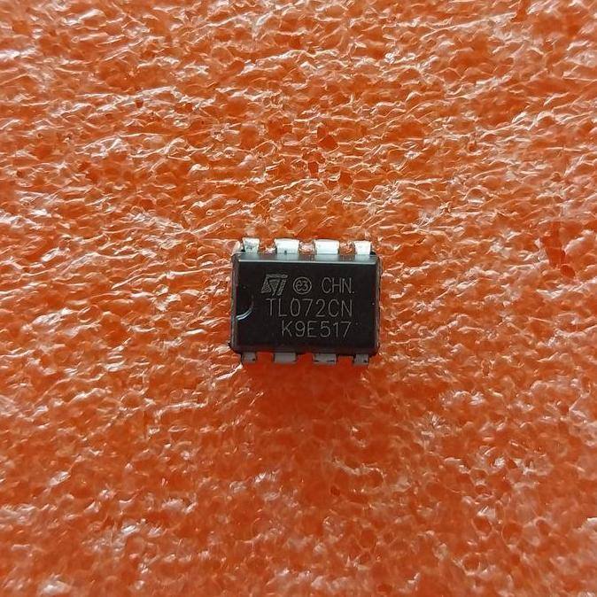 TL072CN TL072 PDIP-8 ST LOW NOISE JFET INPUT OP-AMP