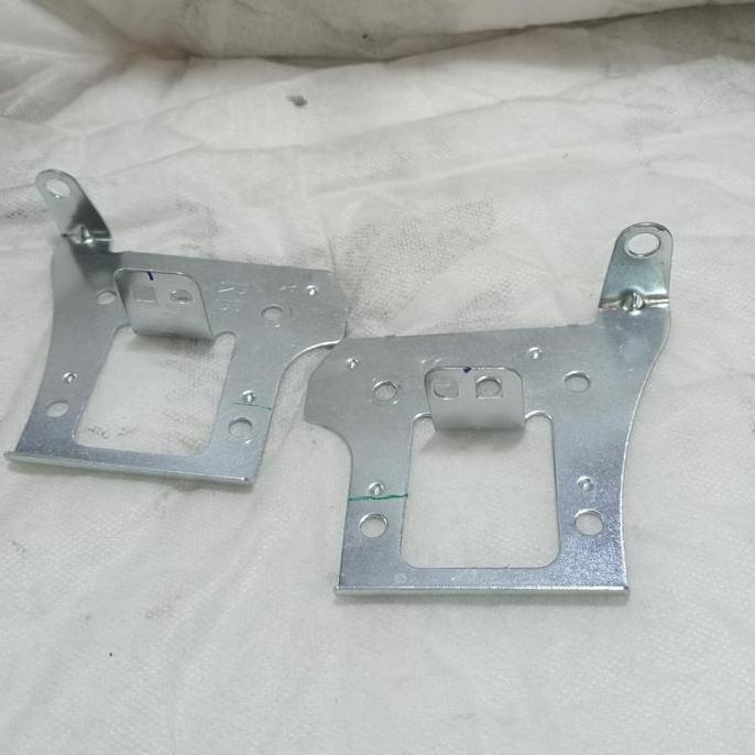 Bracket Tape mobil Toyota Rush 2018-2024 ASLI