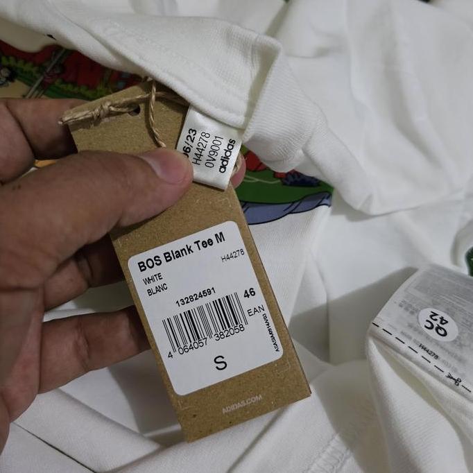 adidasoriginalIndonesia x tahi lalats white teebnwt Terlaris