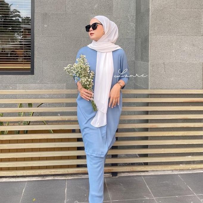 Queen Oneset Knit - Setelan bahan knit Jumbo premium Lembut Muslim Batwing Wanita Putih Hitam Kerah 