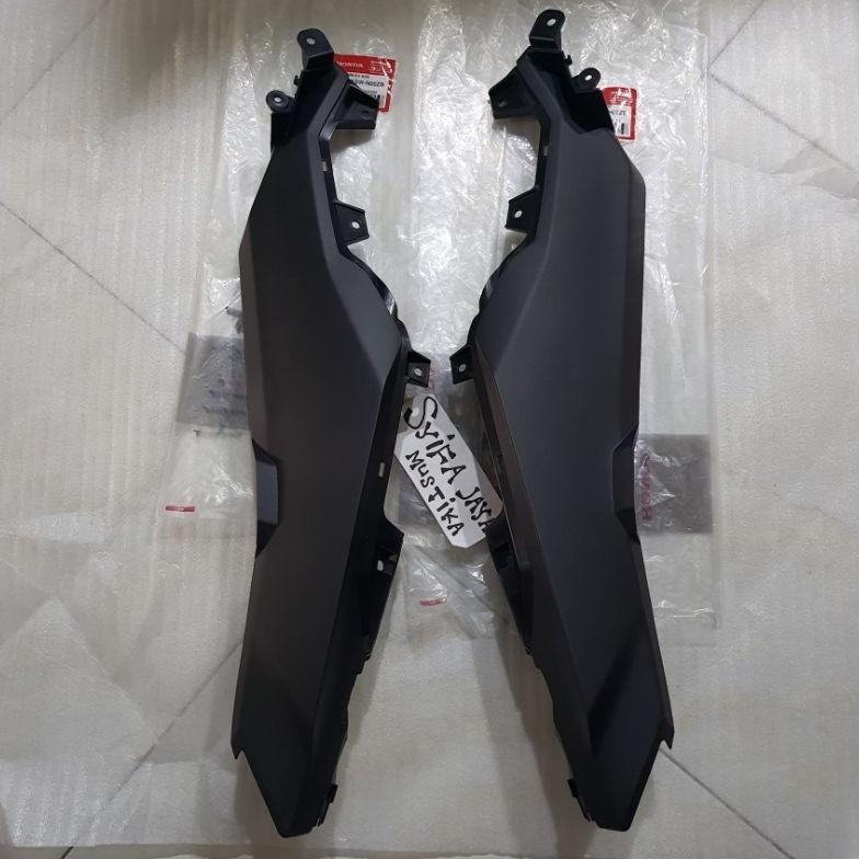 sambungan cover body samping belakang adv 150 kiri / kanan cover body side