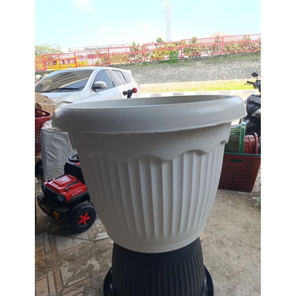 Promo Cod Ya Kak Pot Bunga 45 55 75 / Pot Bunga Jumbo / Pot Kembang <<