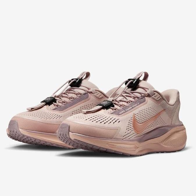 Sepatu Lari Wanita Nike Wmns Pegasus Easyon Silt Red - Taupe Grey - Particle Pink - Metallic Rose Go