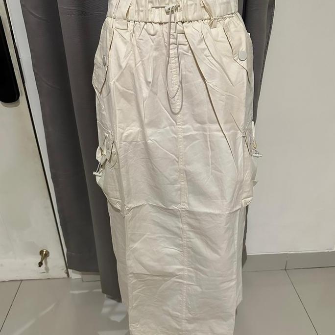 ROK PANJANG KARGO INARA JR PREMIUM BANGKOK