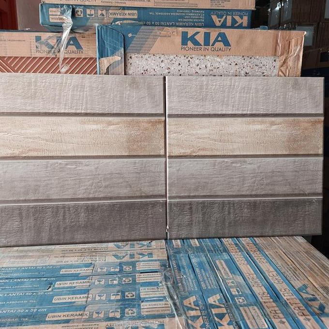 KERAMIK LANTAI GARASI 40X40 KASAR URAT KAYU ABU BATIK KW1