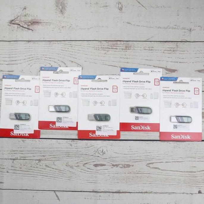 SanDisk iXpand Flip USB Flash Drive