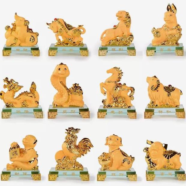 Pajangan patung 12 shio F6 warna emas shio no 7-12