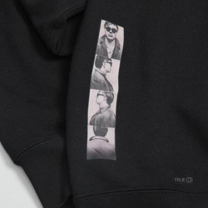 Uniqlo x KAWS x Warhol Sweater Crewneck Authentic