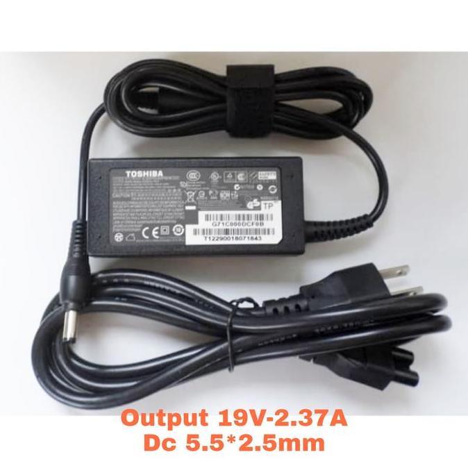 TERMURAH - Charger Adaptor Original Laptop Toshiba NB10A Z930 Z840 19V 2.37A 45W