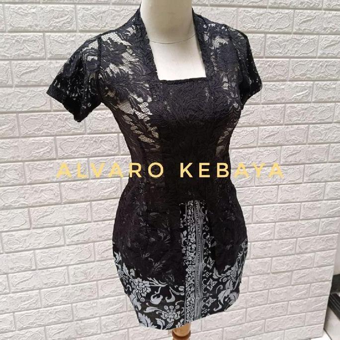 Awet Set Kebaya Lengan Pendek Melar Strait Rok Mini Batik Modern Strait Brokat Atasan Tangan Pendek 