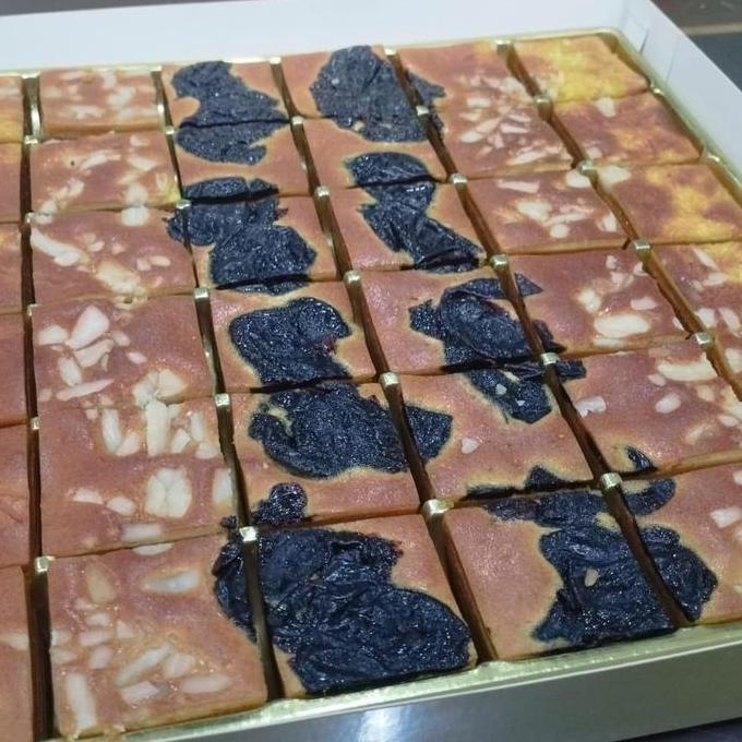 lapis legit mini premium