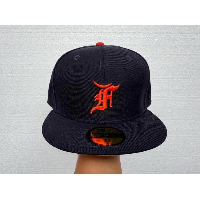 Topi Fear of God (FOG) x New Era 59Fifty Detroit Tigers Navy Fitted Cap