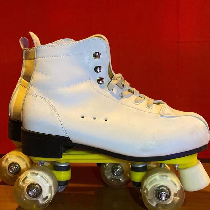 Terlaris Sepatu Roda Quadskate Jogja Bekas Berkualitas Baik - Ukuran 33-45 - Indoor/Outdoor