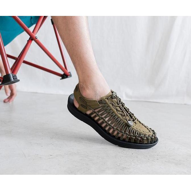 Sepatu Sandal Pria Keen Uneek Men Dark Olive / Black