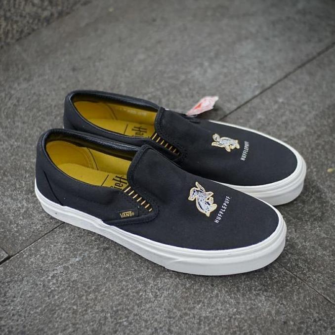 vans slip on harry potter hufflepuff