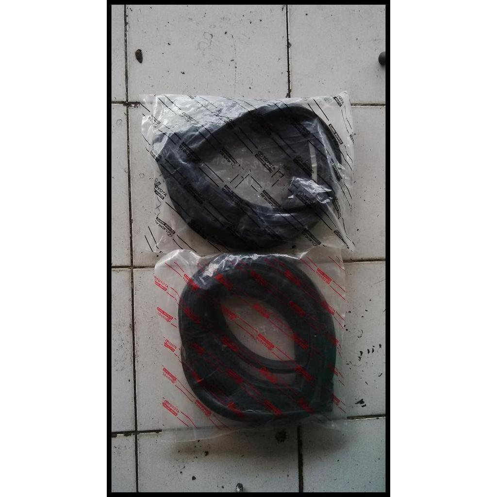 GRATIS ONGKIR KARET PINTU DPN XENIA,AVANZA THN LAMA ORI - KARET MOBIL