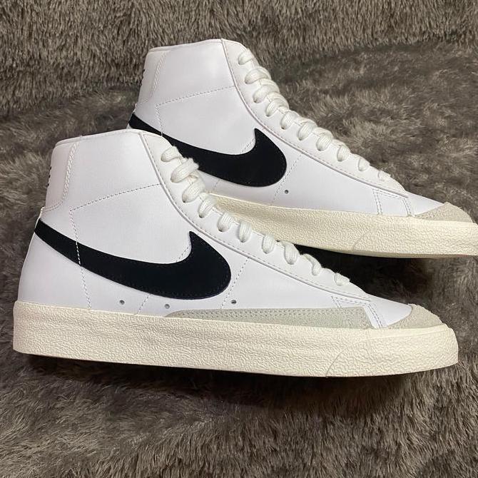 nike blazer mid 77 vintage black white