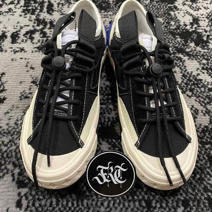 Sepatu Compass Proto 2