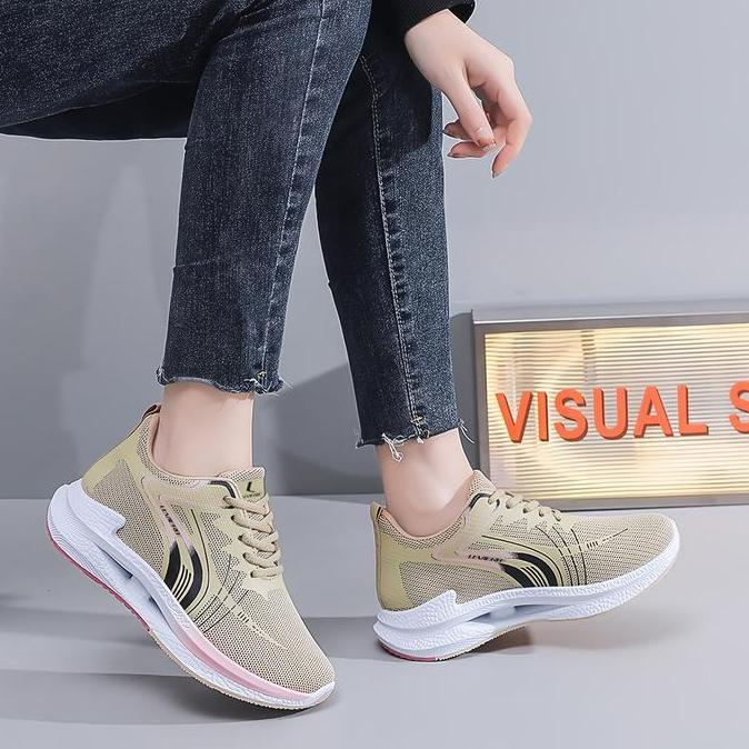 Soobin FREE BOX Sepatu Sneakers Wanita Bertali Kanvas LV0503