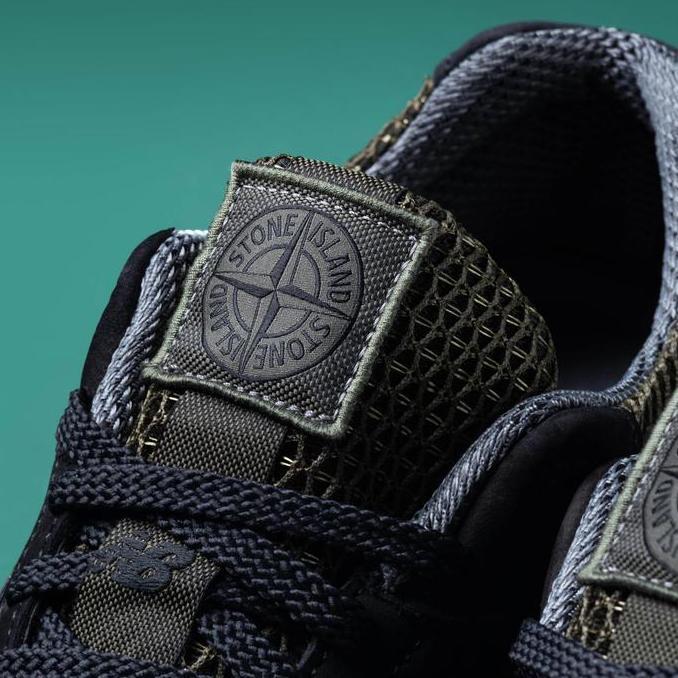 New Balance 991 V2 Made in England Stone Island Black