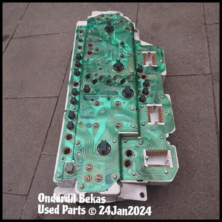 TERLARIS SPEEDOMETER MITSUBISHI GALANT ST HIU MT 2001 
