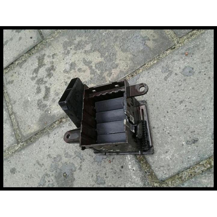 HOT DEAL KISI AC KANAN RH TOYOTA CORONA EXSALOON ST151