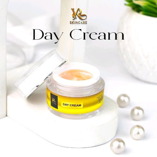 YR SKINCARE PEMUTIH WAJAH/PAKET SKINCARE PENCERAH/SKINCARE BPOM/KRIM PEMUTIH WAJAH AMPUN GLOWING Pem