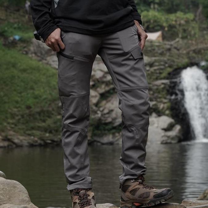 Celana Gunung Wildshell Singgalang Series