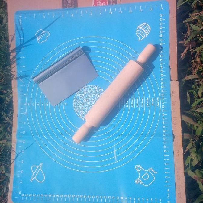 Bingbung- Alas Silikon Satu Set Rollpin Dan Screp/ Satu Set Alat Penggiling Adonan Anti Lengket Dapu