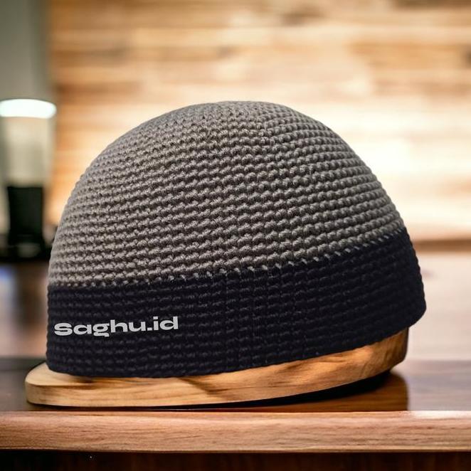 Peci Rajut Yaman Dua Warna Hand Made Two Tone Saghu.Id Dewasa Kopiah Songkok Pria Muslim Nyaman Lemb