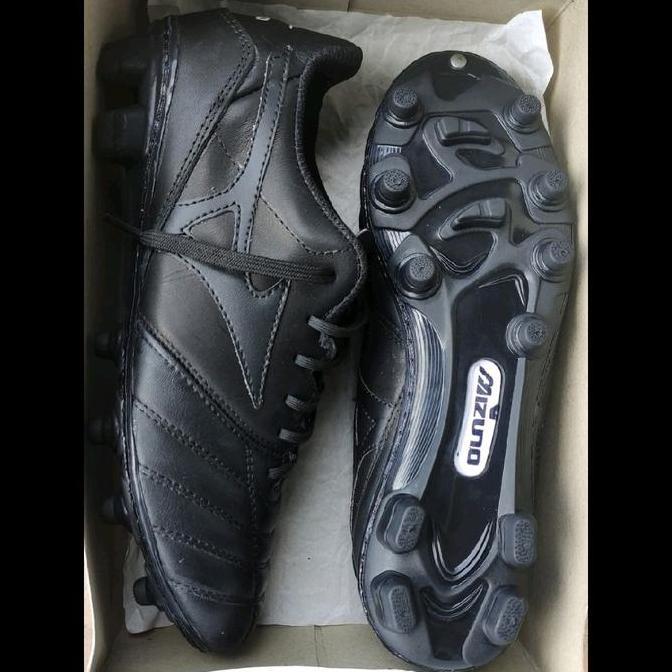 SEPATU BOLA KULIT SUDAH DIJAHIT MANUAL..