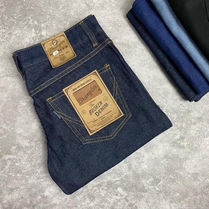 Wrangler Celana Jeans Standart Reguler Panjang Pria Terkini 2023 Denim Hitam & Biru Reguler Fit Dewa