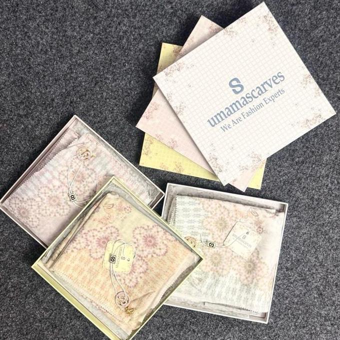 UMAMA SCARVES BOX / HIJAB MOTIF UMAMA / JILBAB UMAMA MOTIF with BOX PUNK
