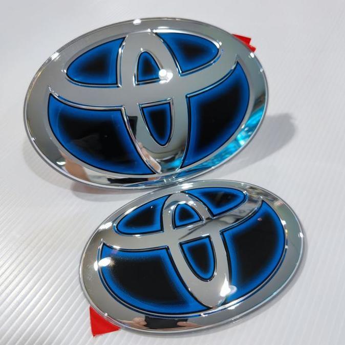 BEBAS ONGKIR - Emblem Toyota Innova reborn emblem Toyota hybrid Innova reborn