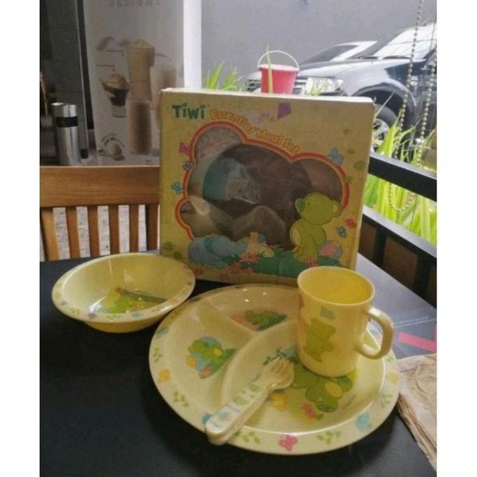 TERBARU Tiwi meal set bahan melamin mewahh / perlengkapan makan bayi BISA GOSEND
