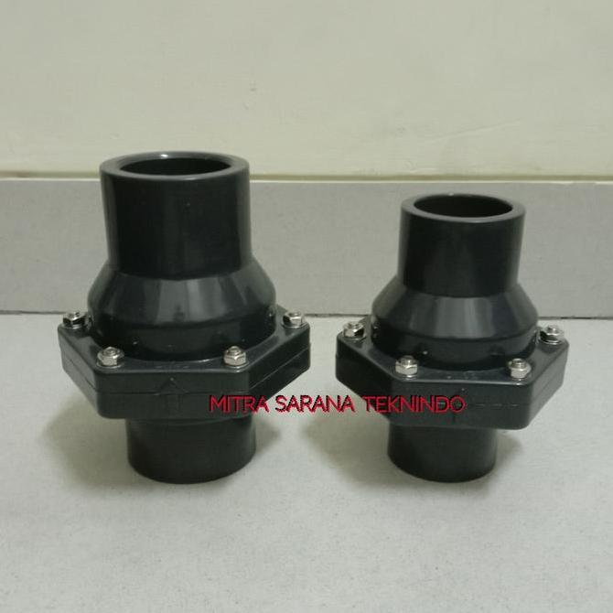 Swing Check Valve PVC 4 inch DN 100