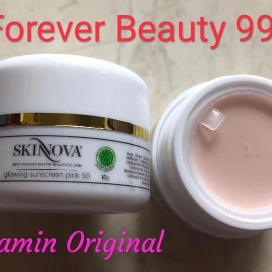 Skinnova glowing sunscreen pink SPF 50 - instant whitening