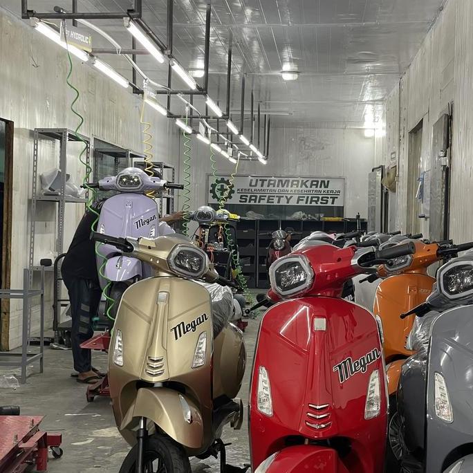 Sepeda Motor Listrik Vespa UWINFLY T3 Scooter Matic Garansi