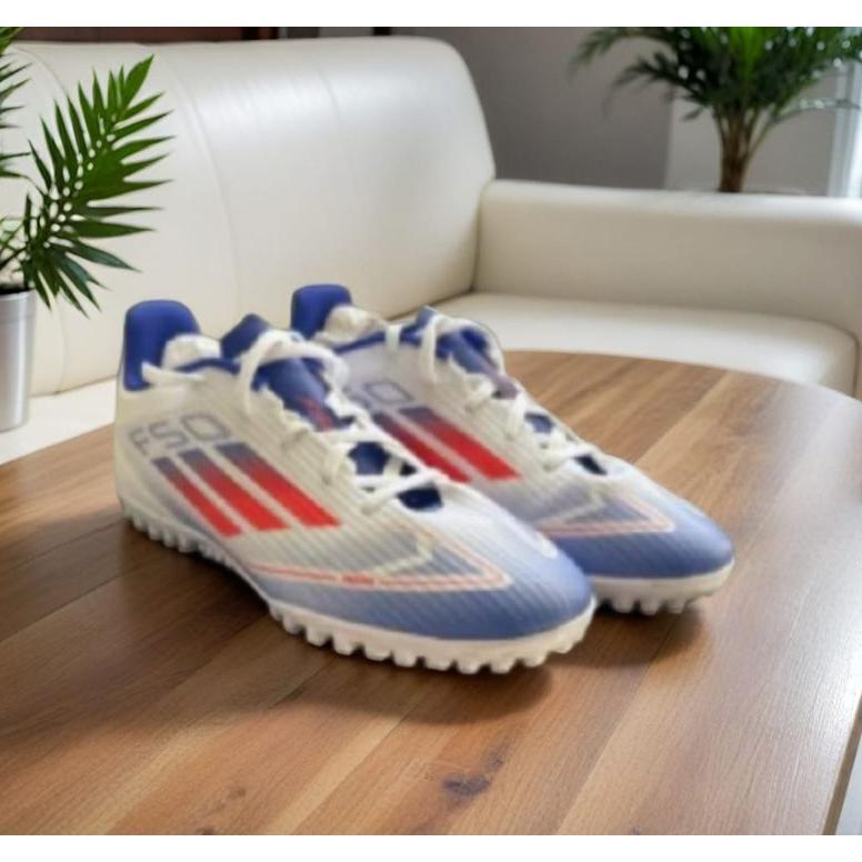 Cuci Gudang Sepatu Futsal Ads /Sepatu Futsal Terbaru /Sepatu Futsal Harga Promo