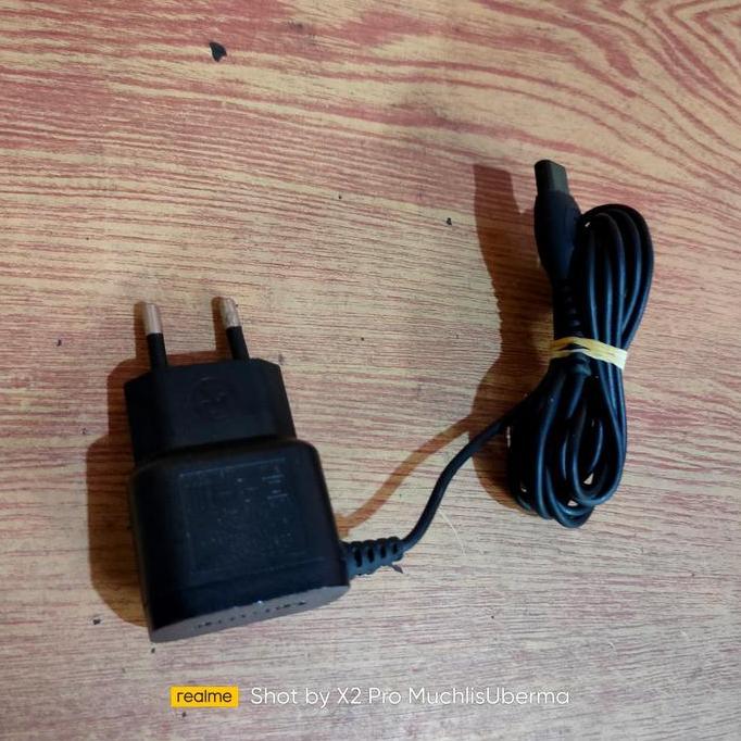 PHILIPS HQ8505 15v 0.36A 5.4 w adapter