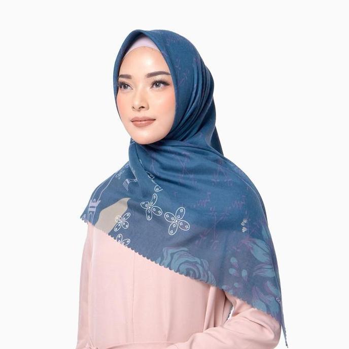 Newfhs- Zm Zaskia Mecca - Yogya Scarf Kerudung Segi Empat Voal Hitam Syari Basic Edisi Yogyakarta Mo